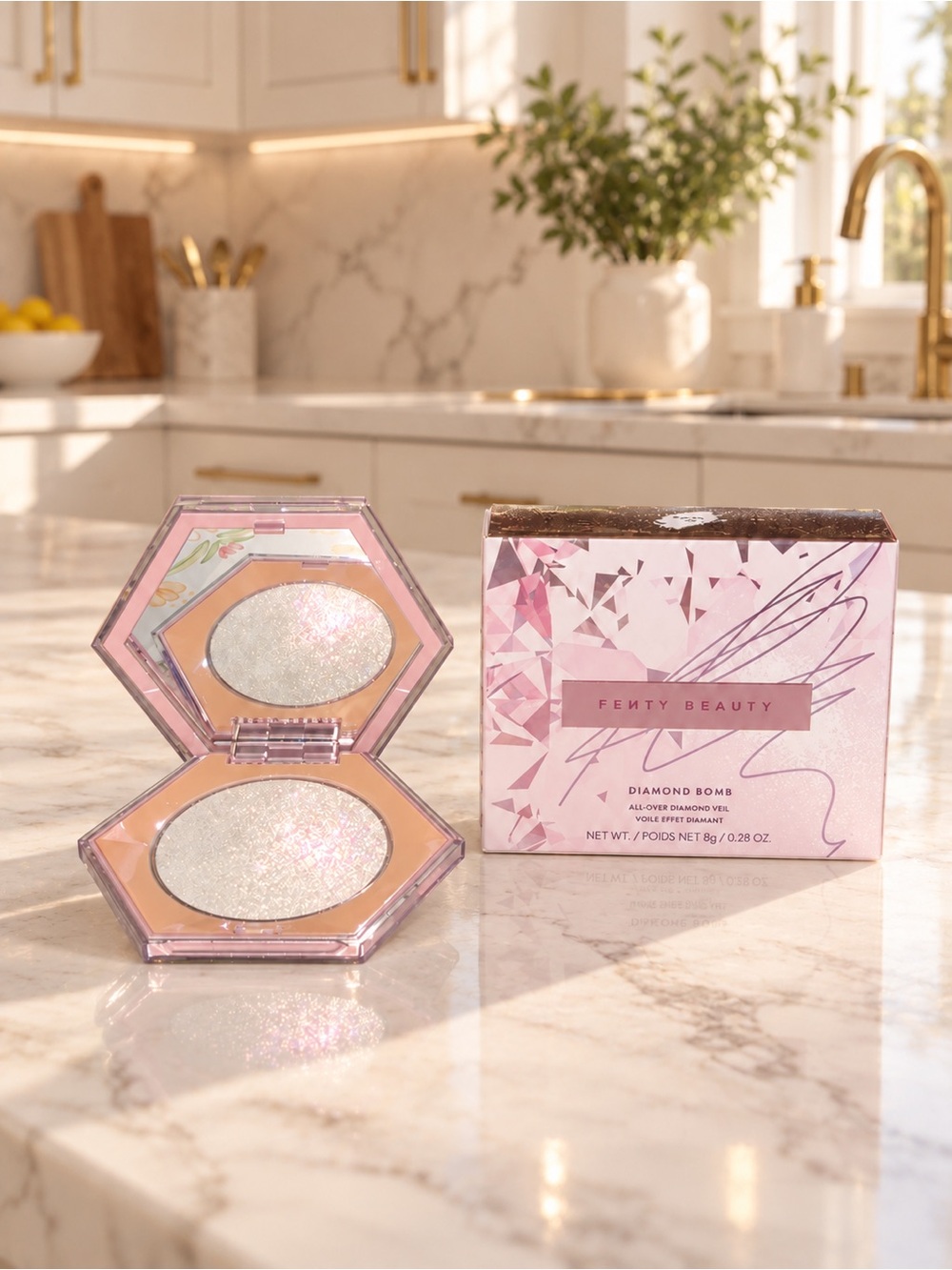 FENTY BEAUTY Diamond Bomb Pink Ice Highlighter 8g